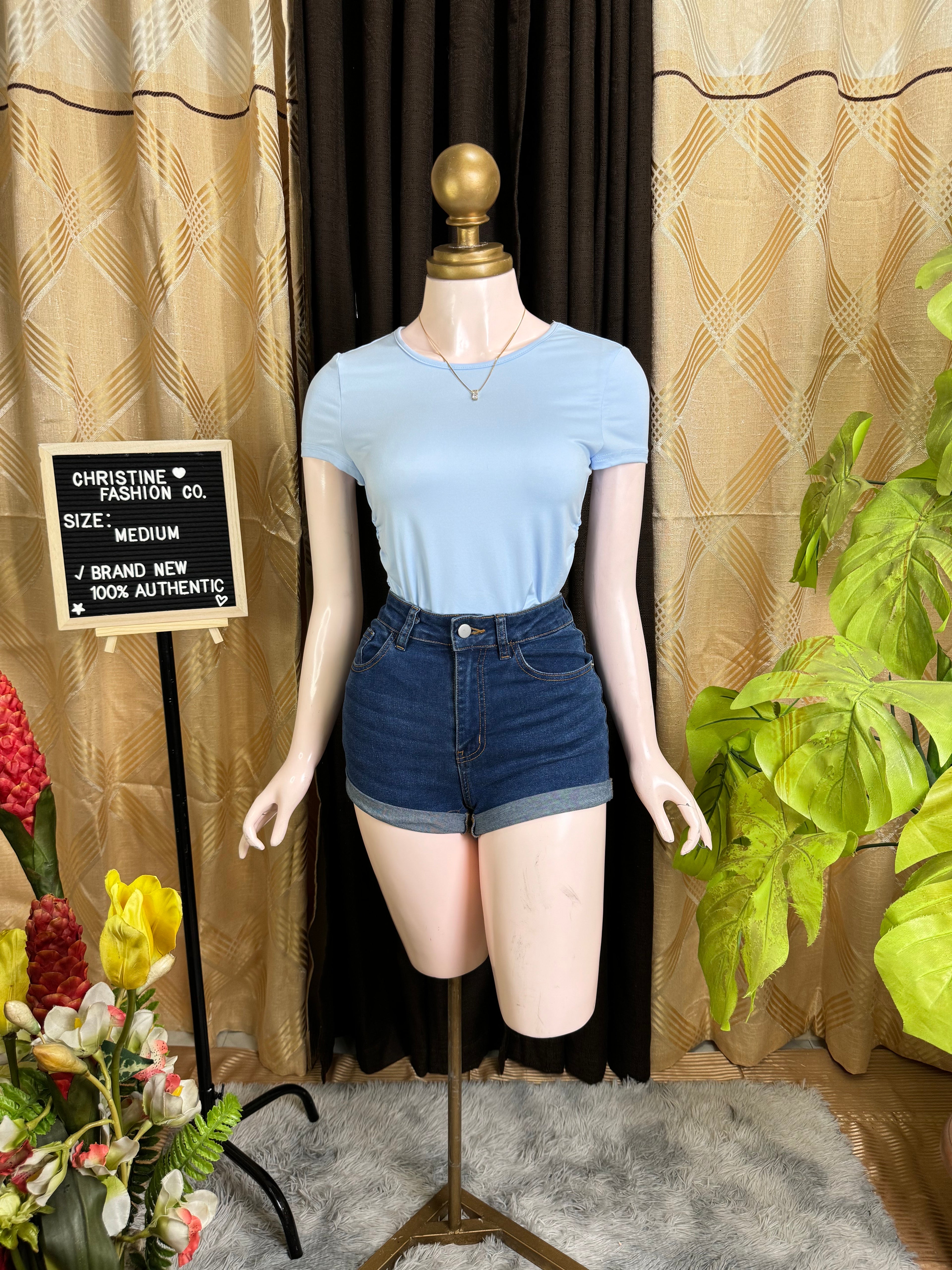 Classic Fitted Tshirt