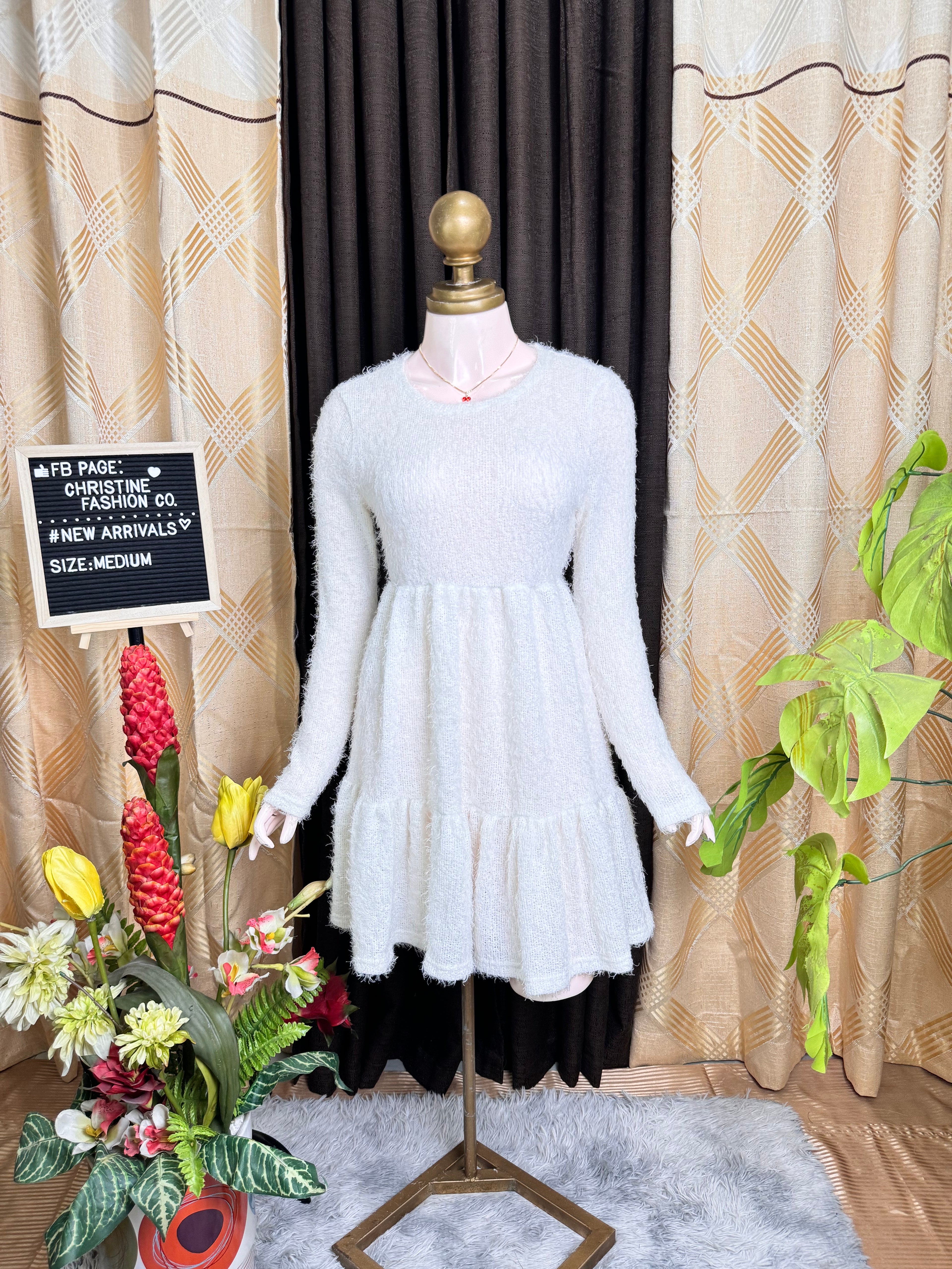 White Puff Long-sleeved Dress