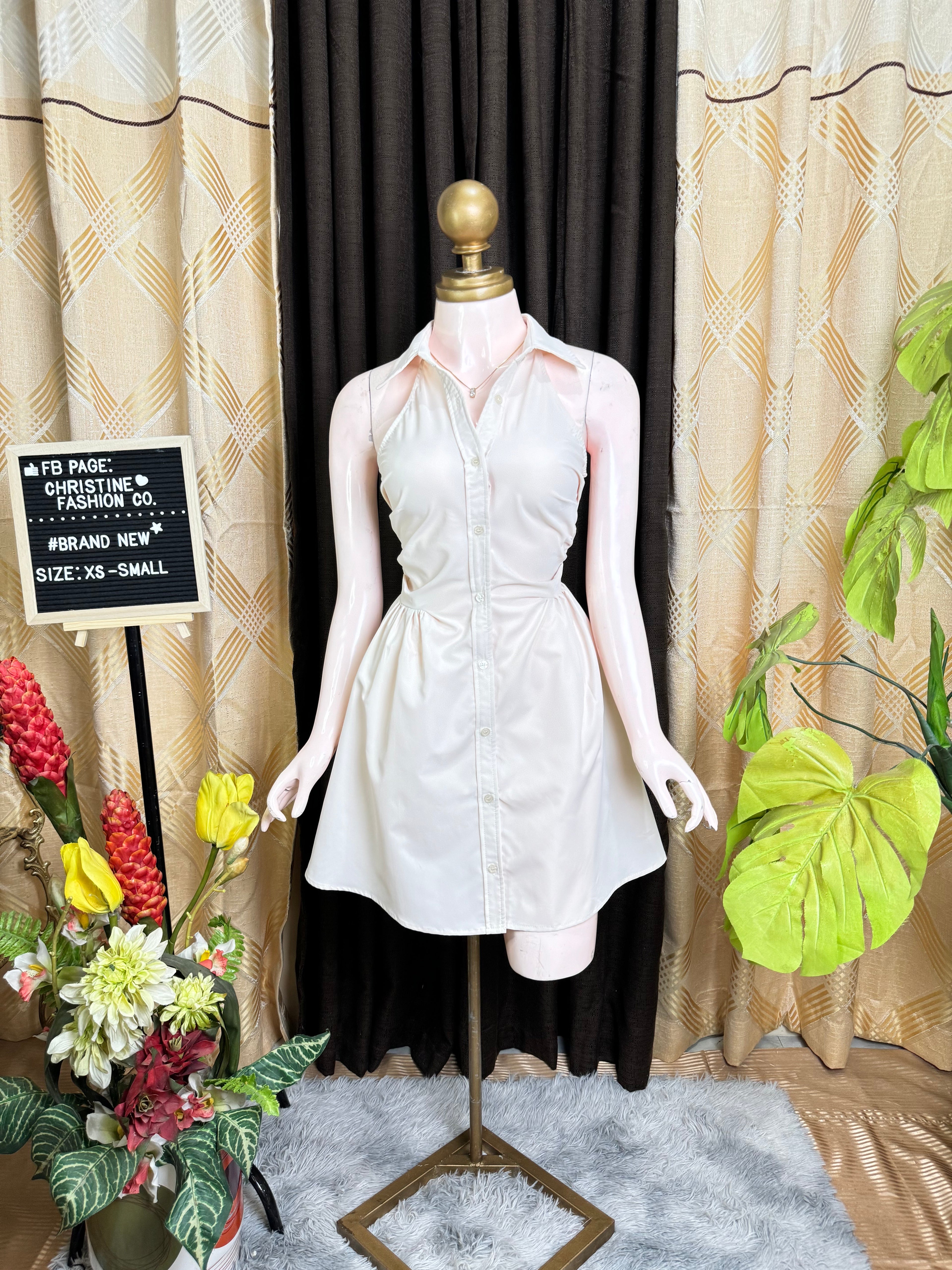 Pretty White Elegant Dress