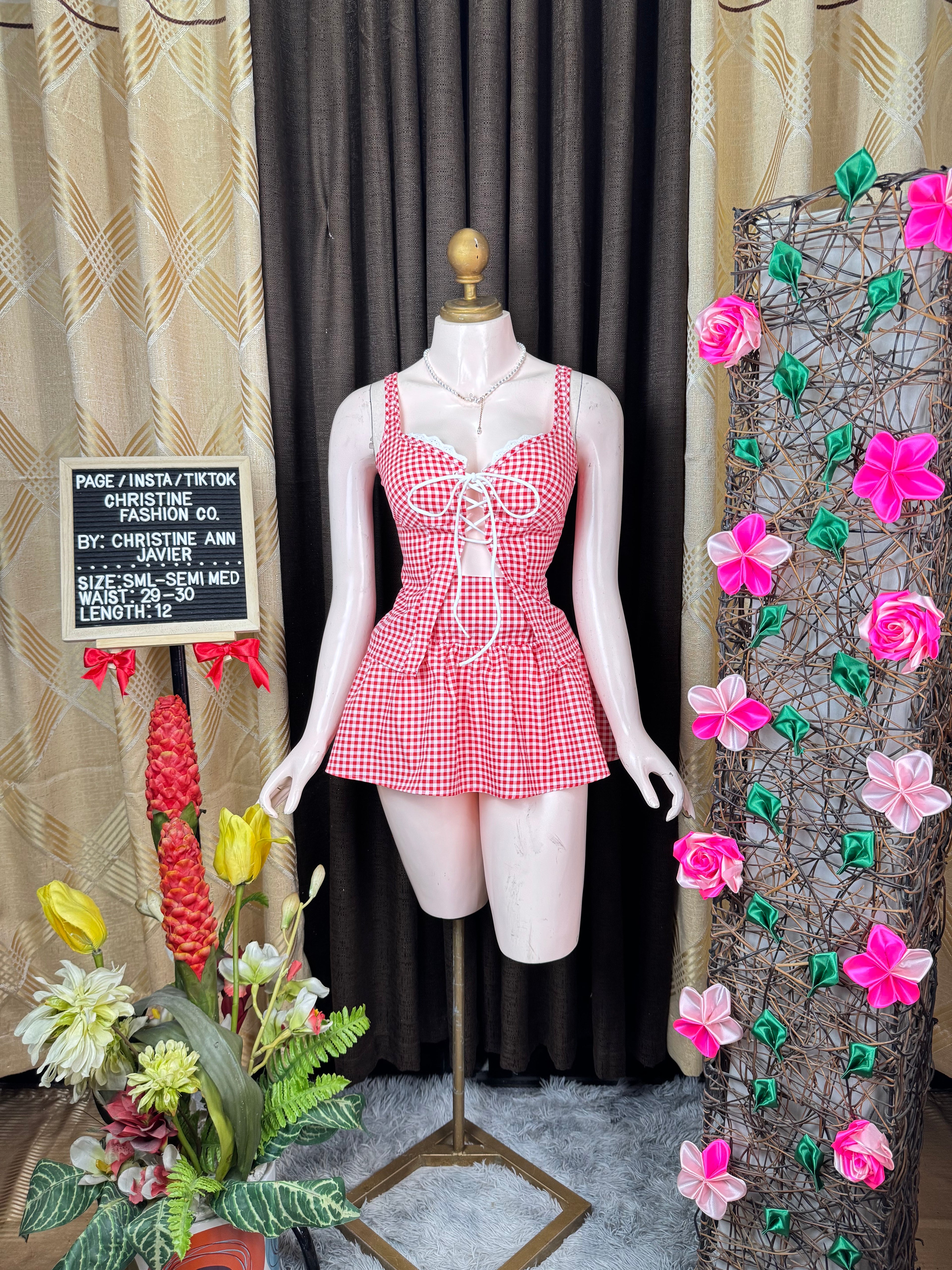 Fancy Sleeveless and Mini Skirt Coords Outfit