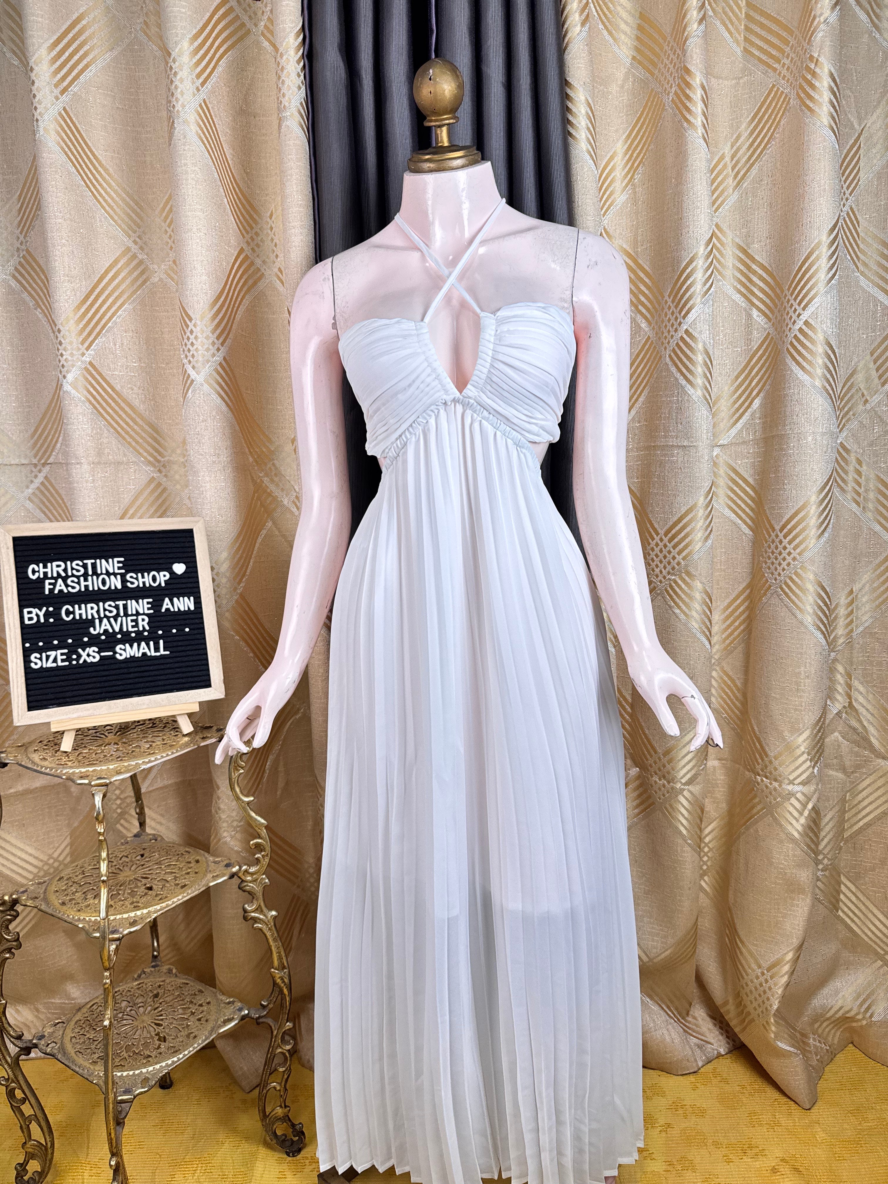 Elegant Long Pleated Event Dress
