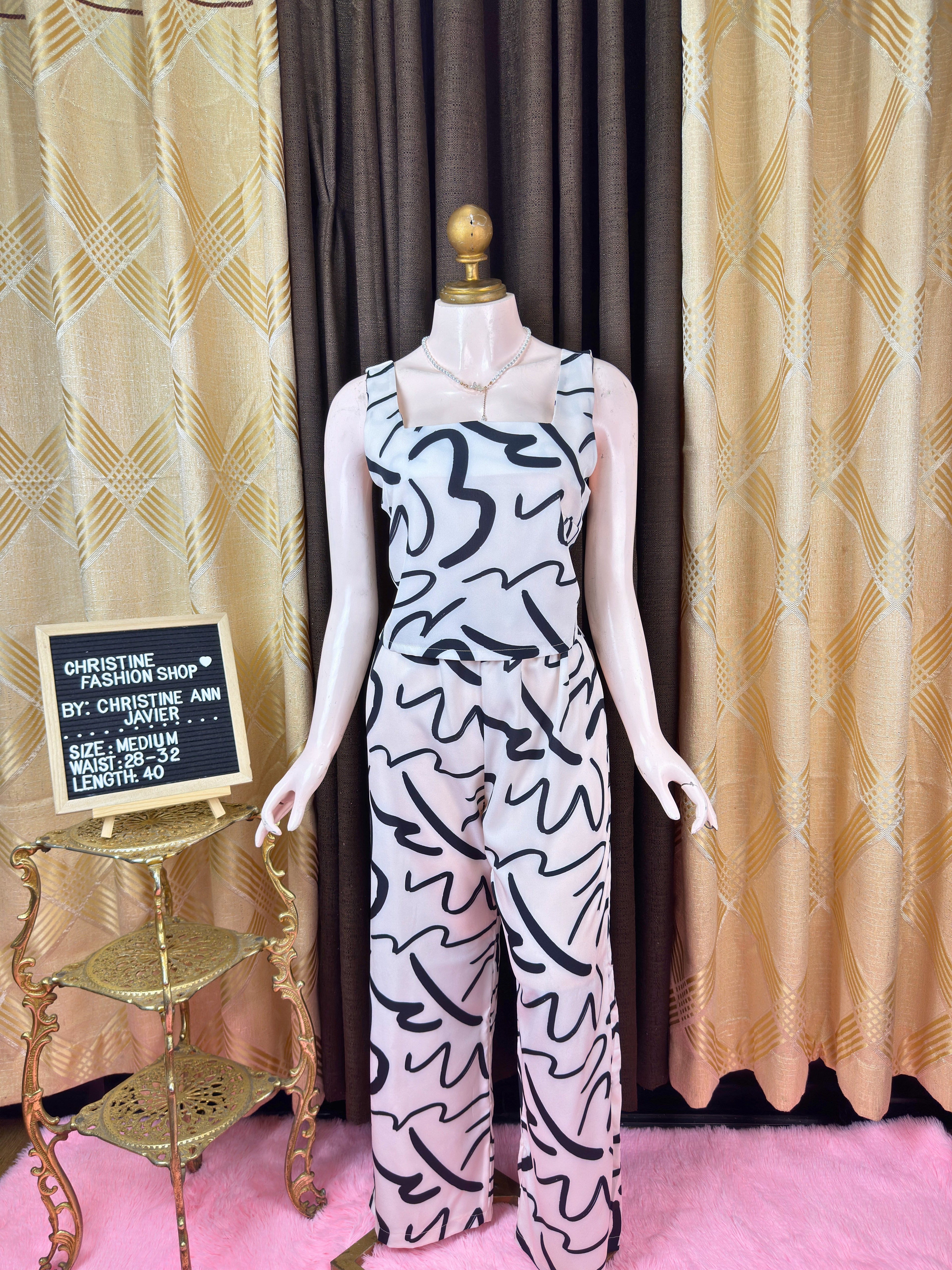 Pretty Abstract Outfit Coords